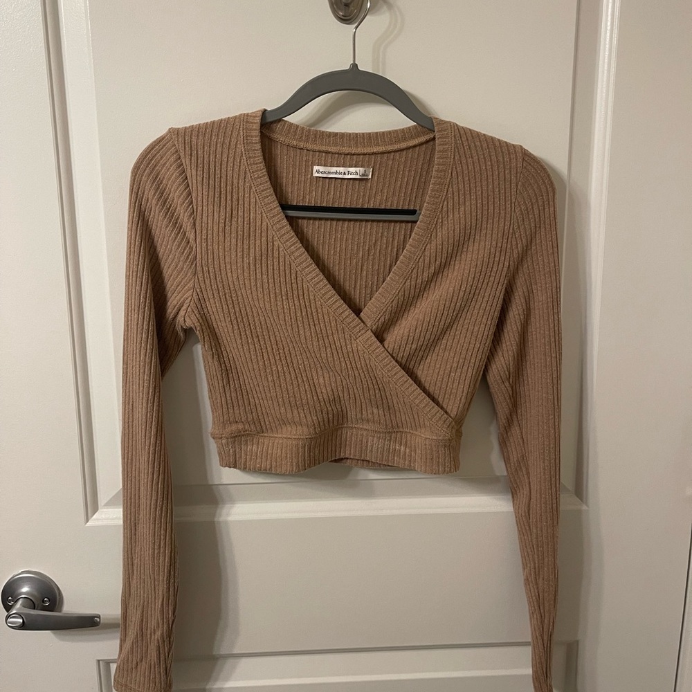 Abercrombie Long Sleeve Cropped Wrap Top
